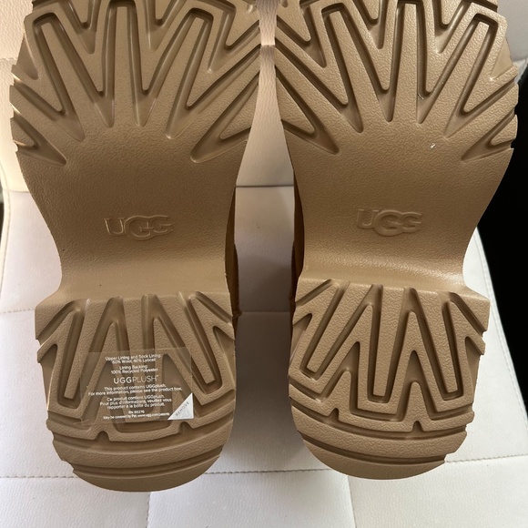 UGG Women’s Classic Ultra Mini Heights Boots NEW without Tags - Picture 9 of 9